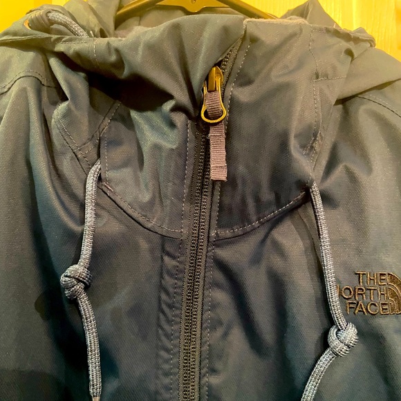 2 in 1 The North Face Rain Jacket with fleece insert - Picture 4 of 11